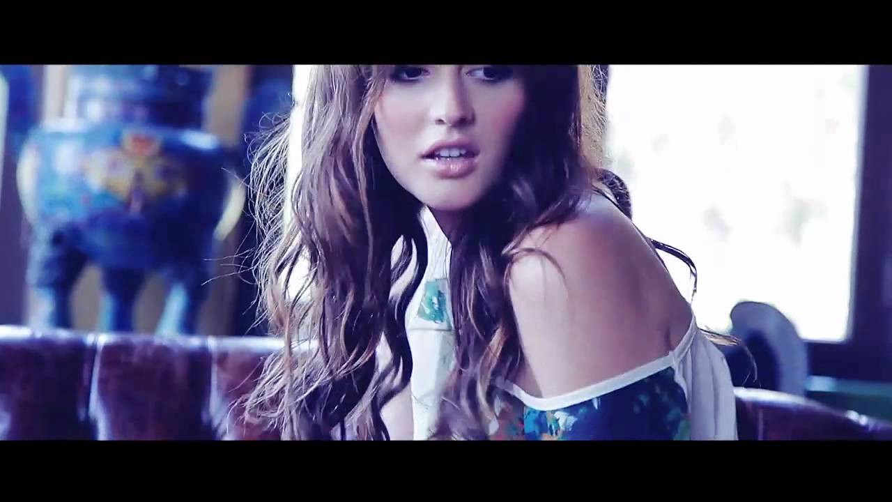 PENSHOPPE Pre-Holiday 2012- Leighton Meester