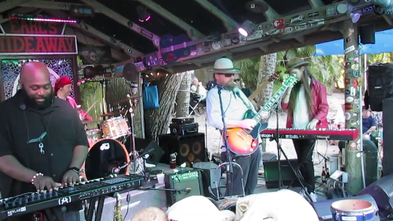TOURING BAND SHOWCASE THIS SUPERBOWL SUNDAY WITH GHOST TOWN BLUES BAND AT EARL'S HIDEAWAY 01-09-2025