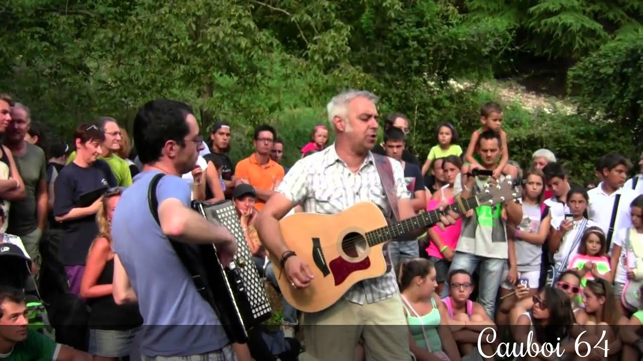 Davide Van De Sfroos @ Nesso- Medley Pulenta e galena fregia-La machina del ziu Toni-El diavul