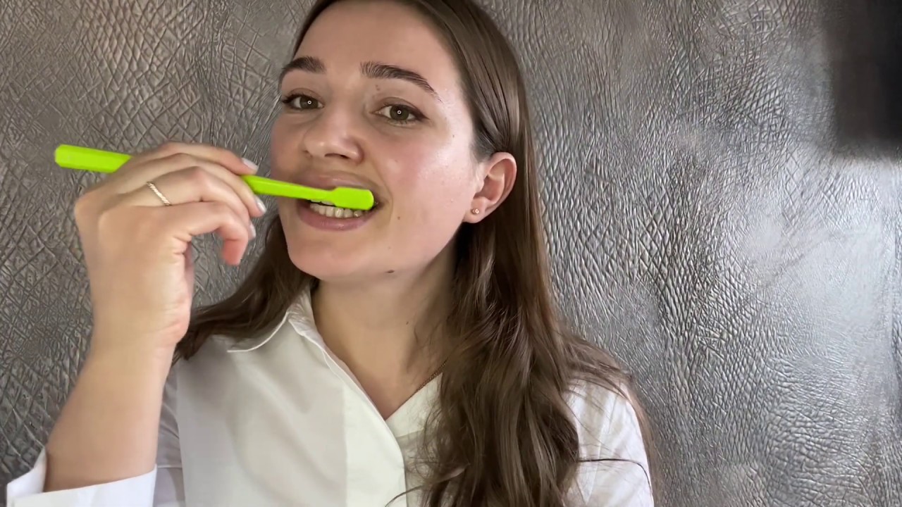 Маргарита Новикова о мягких щетках, ёршиках Curaprox и технике чистки