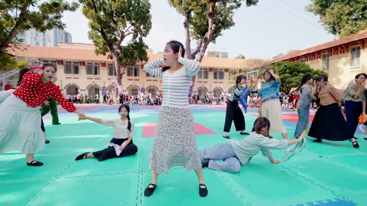 Á QUÂN THPT MARIE CURIE FLASHMOB 10D08 2024 | GIẢI PHÓNG MIỀN NAM - THỐNG NHẤT ĐẤT NƯỚC