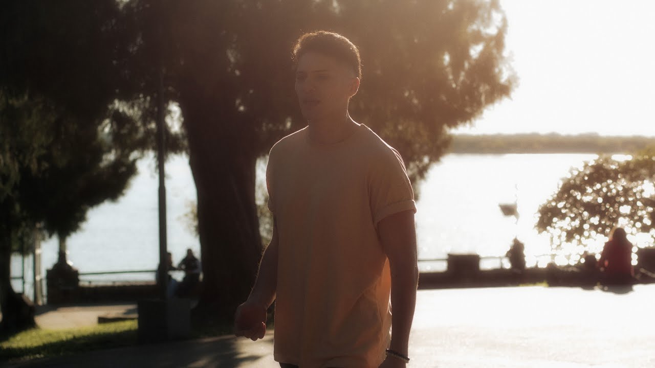 Leo Acuña - Quiero (Official Video)