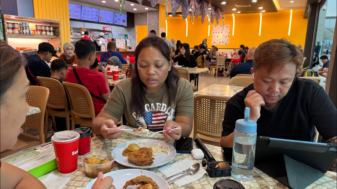 Breakfast // Menghantar Adik Ke Airport Sibu Balik Johor Bahru 