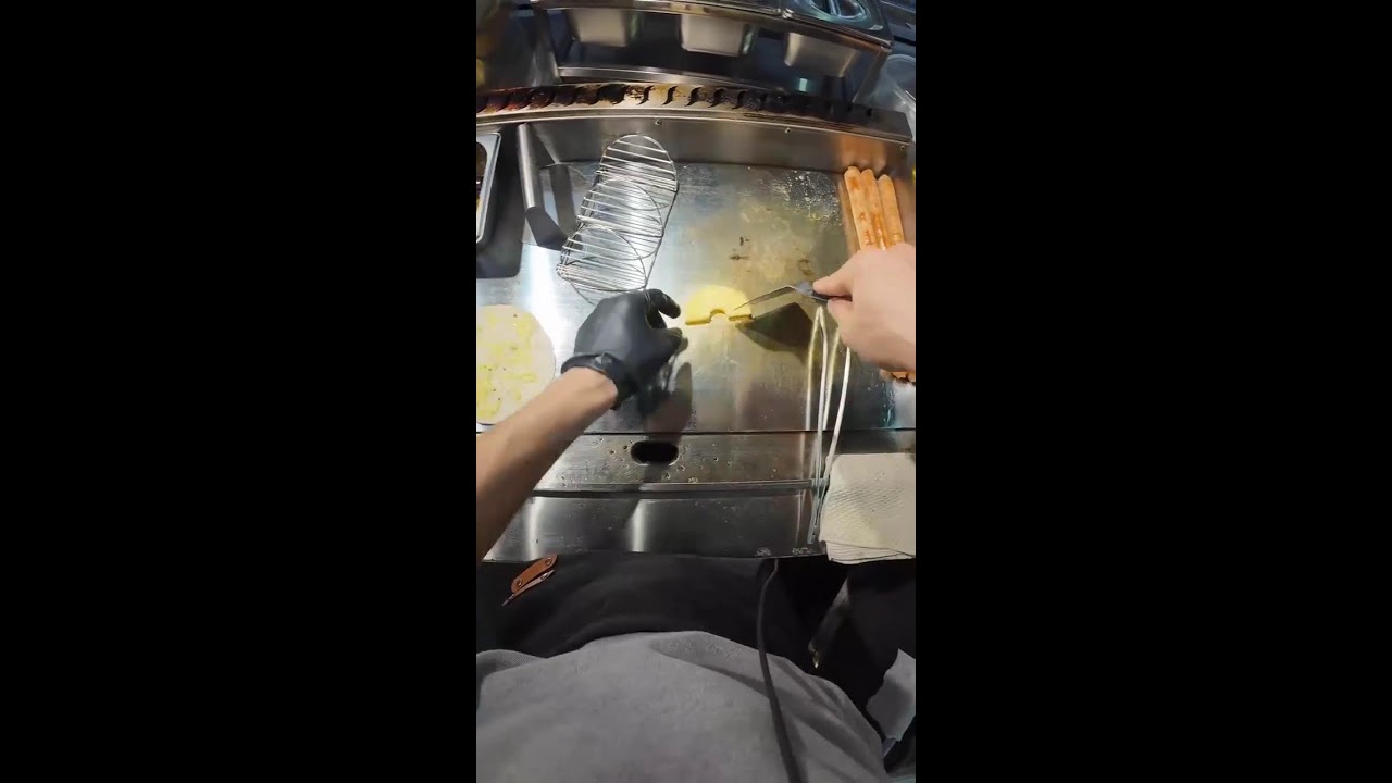 China&rsquo;s Street Food Live | Street Hot Dog Cooking Experience