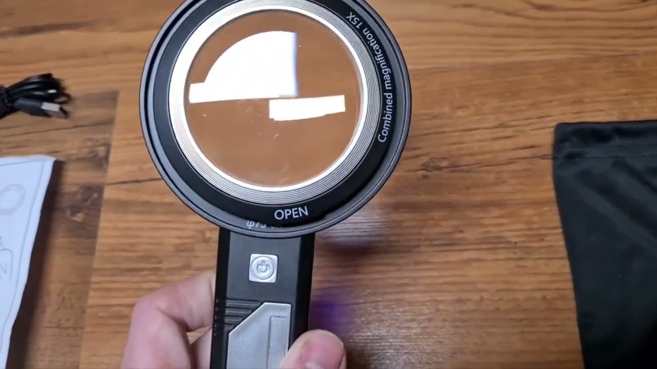 Lupe mit Licht USB aufladbar Leselupe, Handlich, robust und in vielen Anwendungsbereichen verwendbar