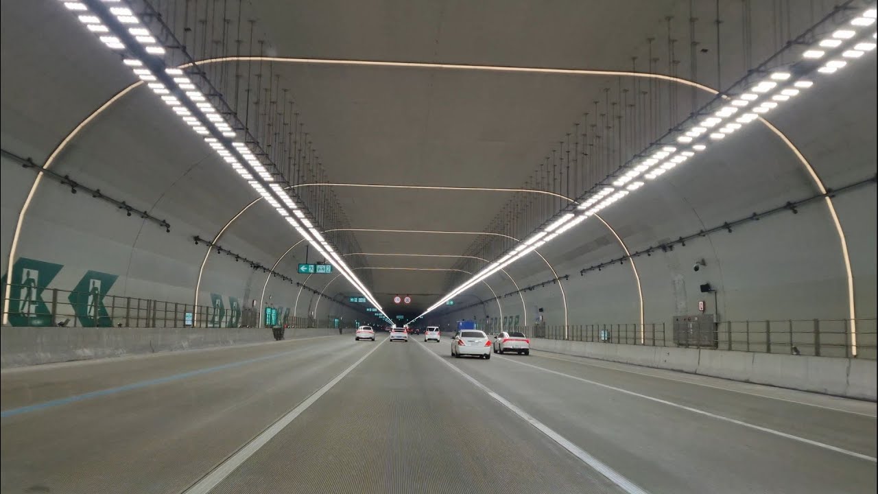 경부고속도로 경부동탄터널(京釜高速公路 京釜東灘隧道)