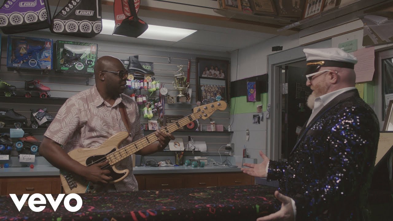 The Docksiders - The Marina (OFFICIAL VIDEO)