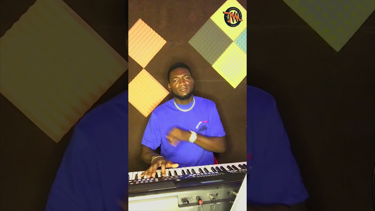 This keyboard guy lead & bass lines is something else