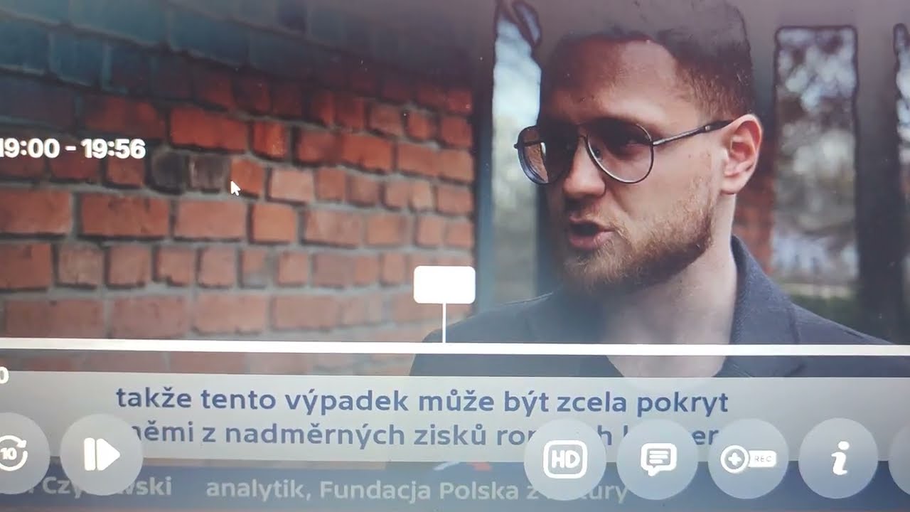 Upozorněn&iacute; pro na&scaron;e super-politiky a dal&scaron;&iacute; znalce angličtiny: mluvte rad&scaron;i česky!!!