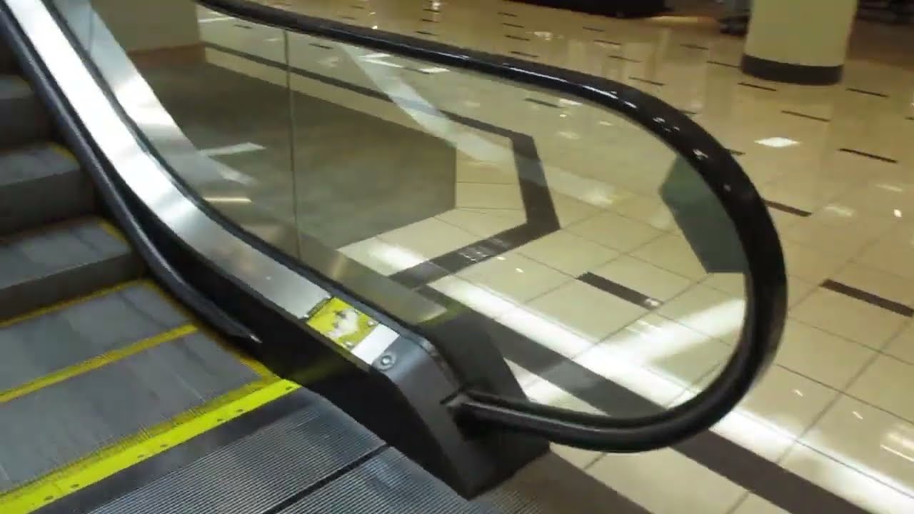 Schindler 9300 Double-File Escalators @ Nordstrom | Easton Town Center