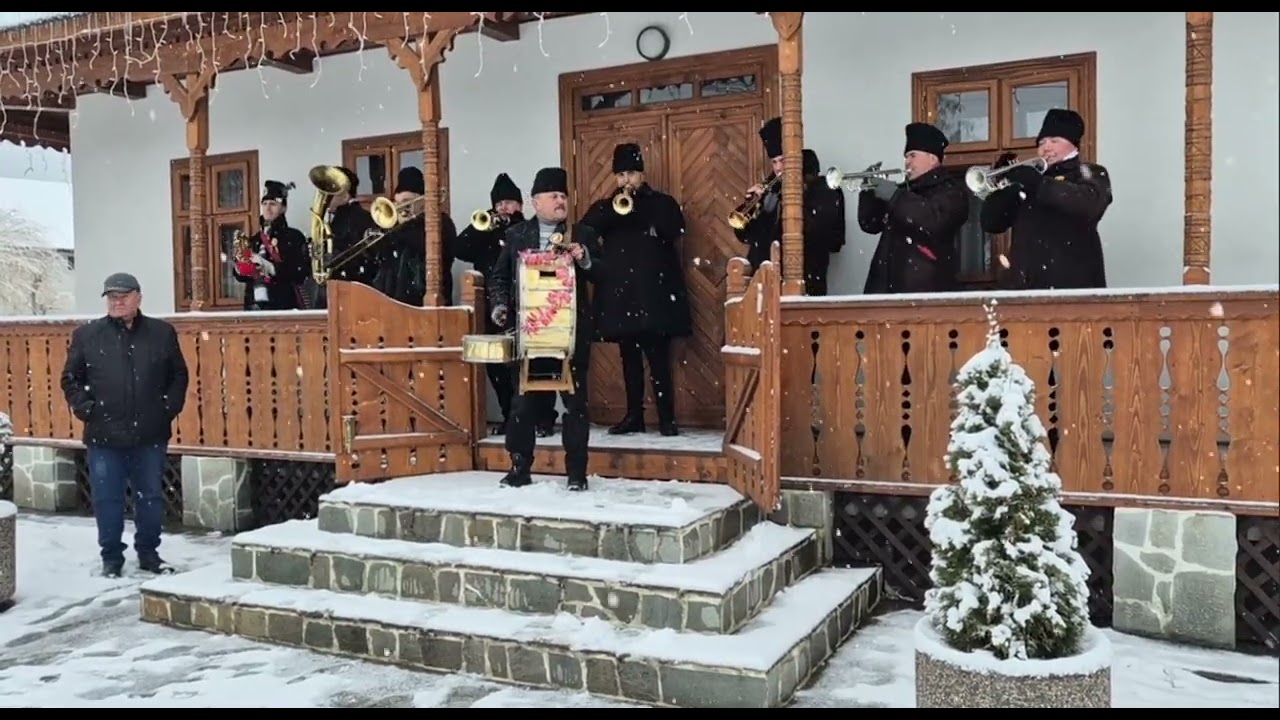 Colindători la Casa tradițională din Volovăț, Bucovina 24/12/2025 #colinde2025 #traditionaladition 