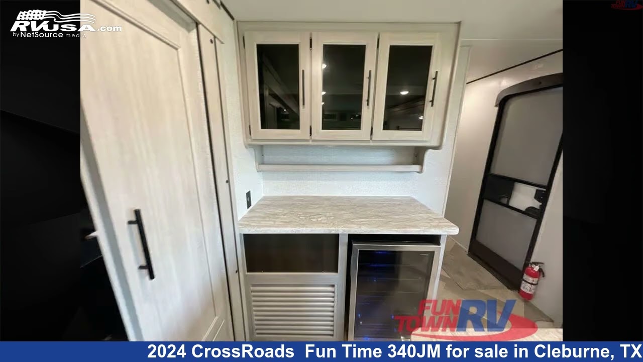 Spectacular 2024 CrossRoads  Travel Trailer RV For Sale in Cleburne, TX | RVUSA.com
