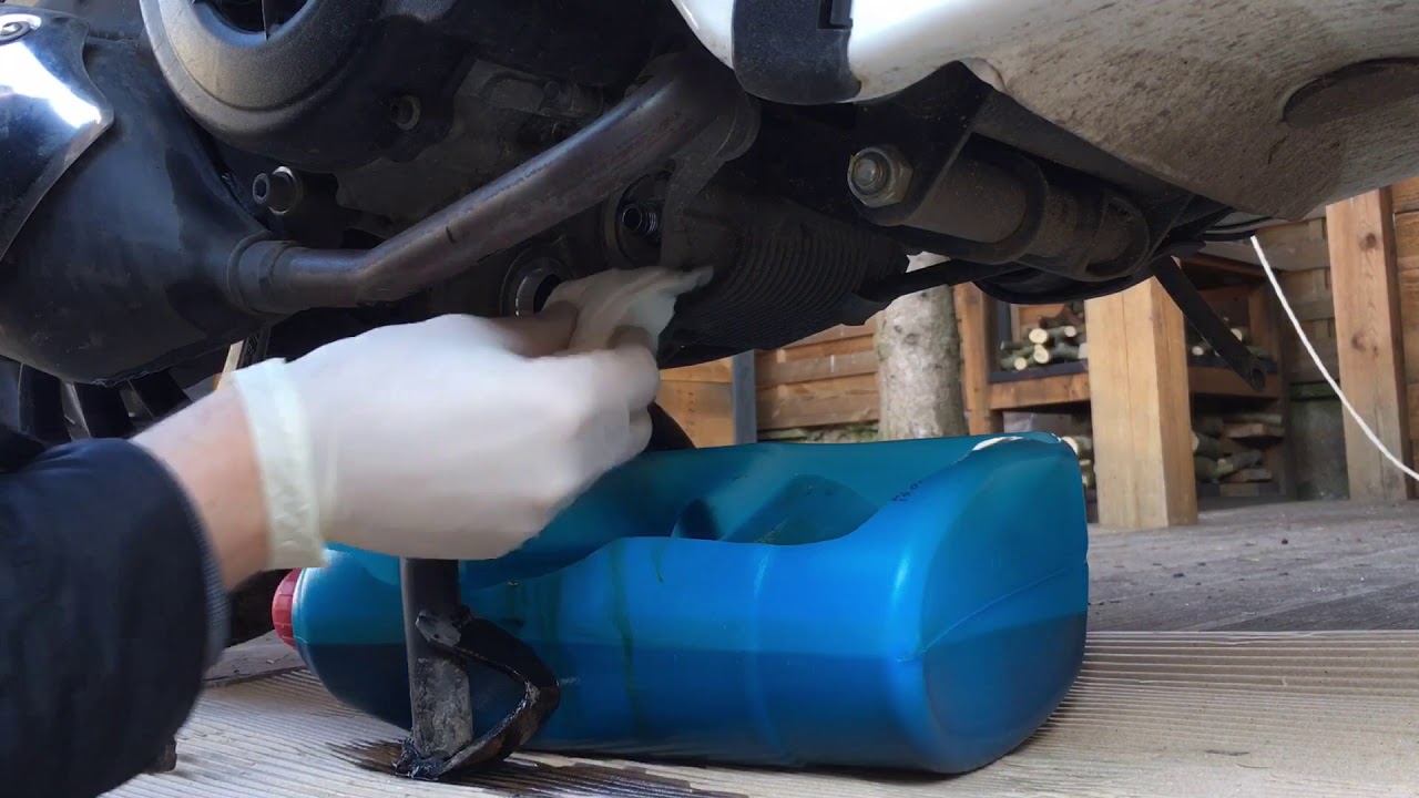 Vespa Primavera / Sprint 125 2014-2018 wymiana oleju
