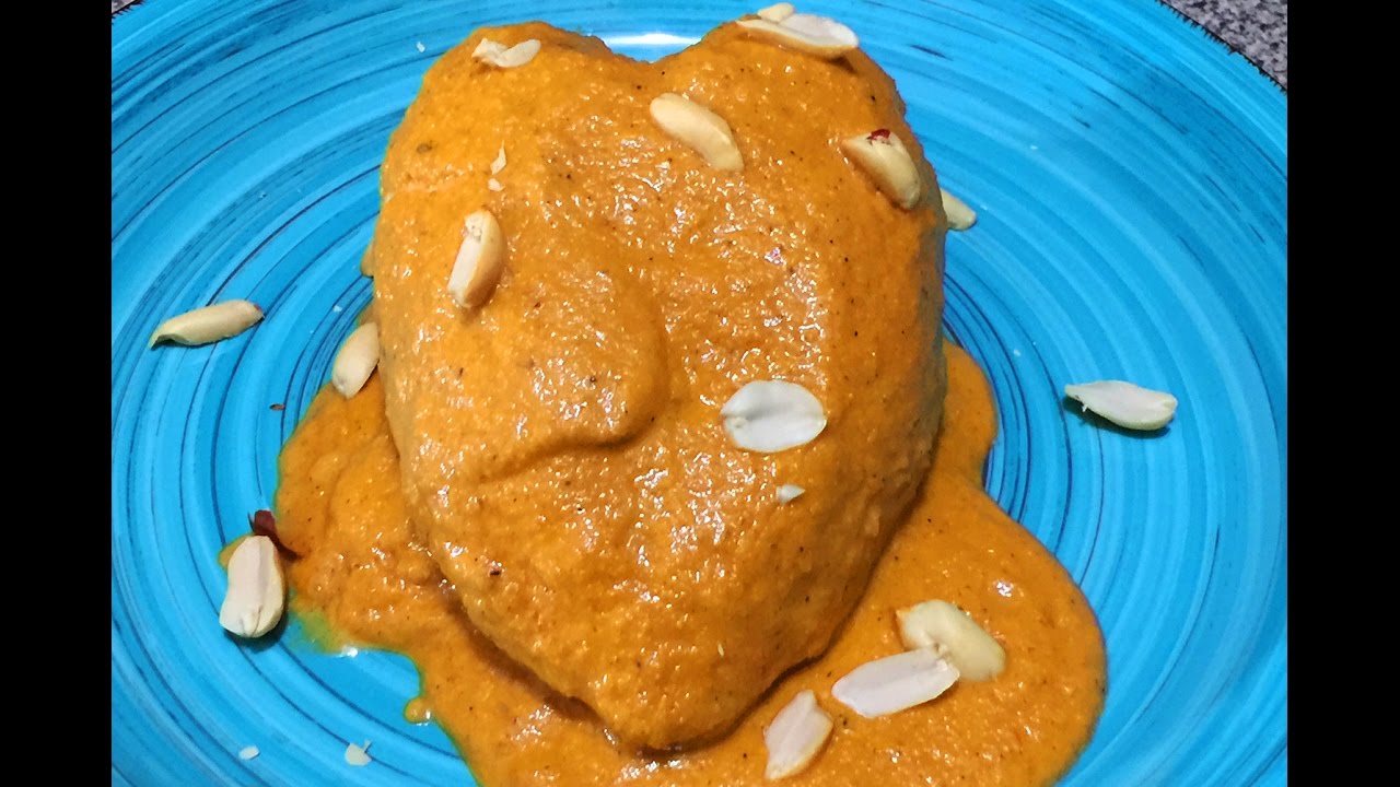 Encacahuatado/pollo en salsa de cacahuate