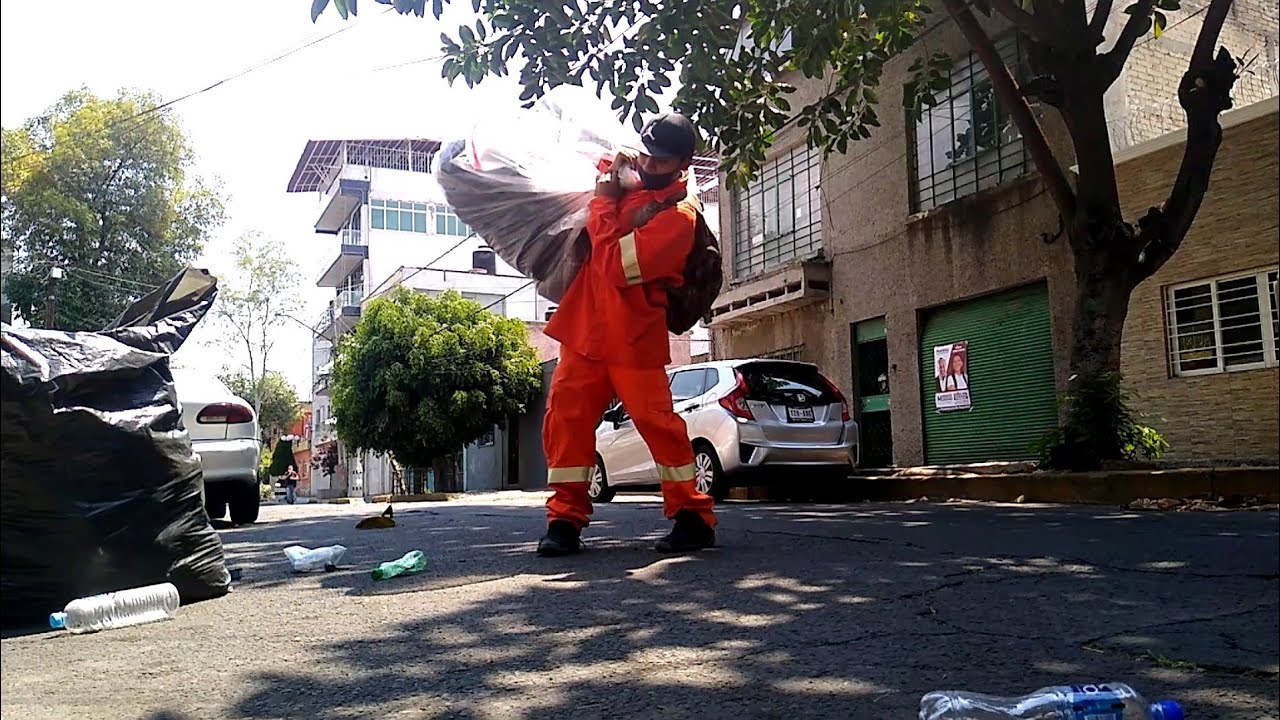 un día en mi trabajo de barrendero//victorboy