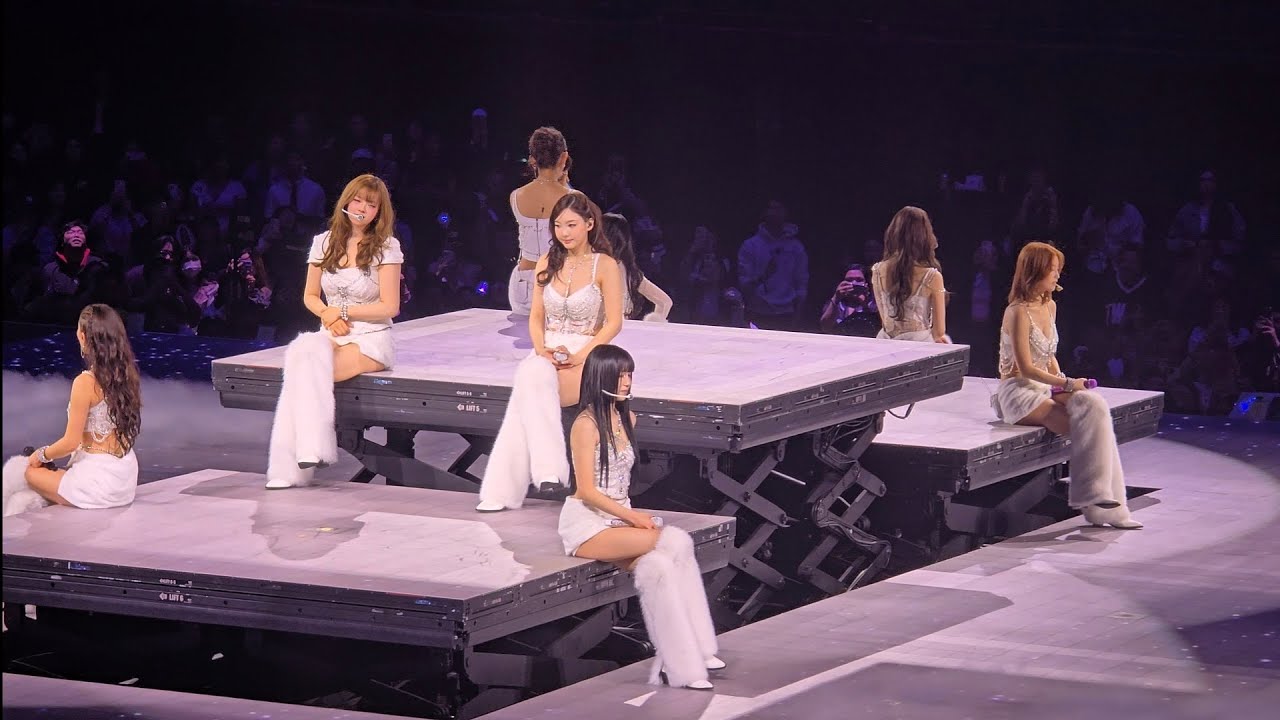 Twice - Options live at the THIS IS FOR World Tour, Hamilton (March 6, 2026)