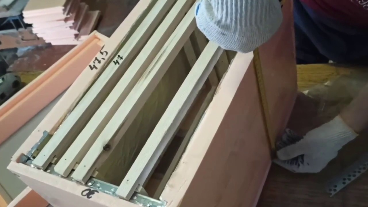 Пчеловодство шестирамочный улей из пенополистирола за 200 рублей, для роёв, отводков, облета маток.