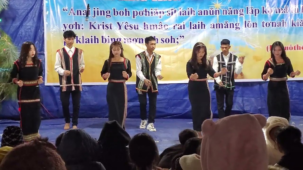 tơpul plei nang ngo xoang Noel 2022 , rai bě ơ ană plei