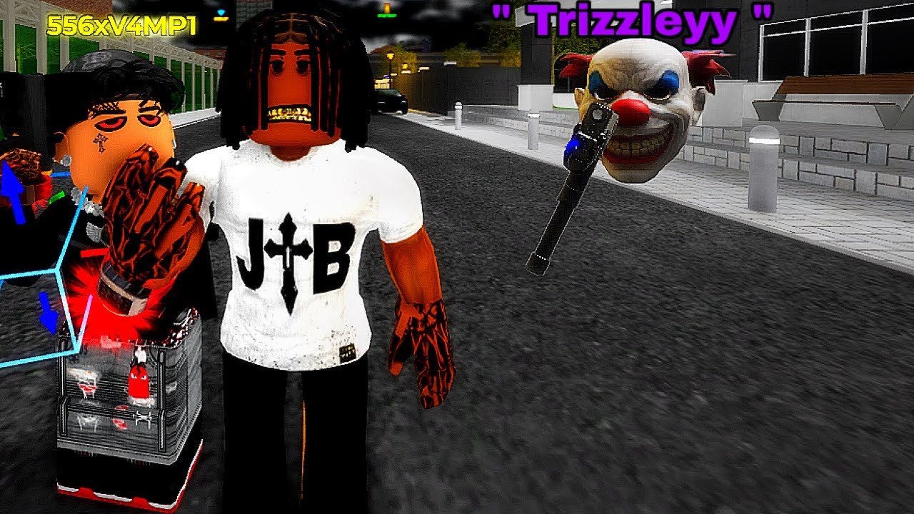 Trolling players while being invisible in: Street Life Remastered