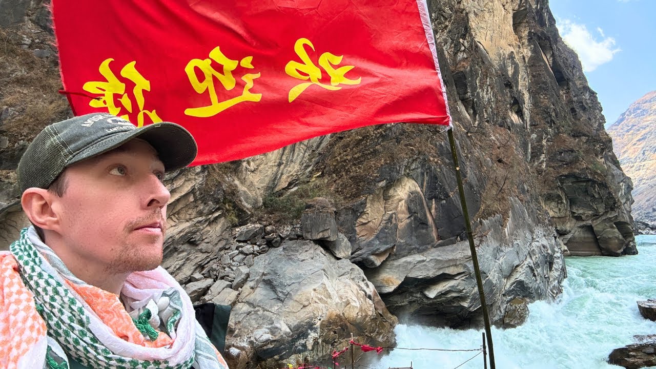 Escaping Reality in China | Two-Day Trekking Madness In The Tiger Leaping Gorge 🇨🇳