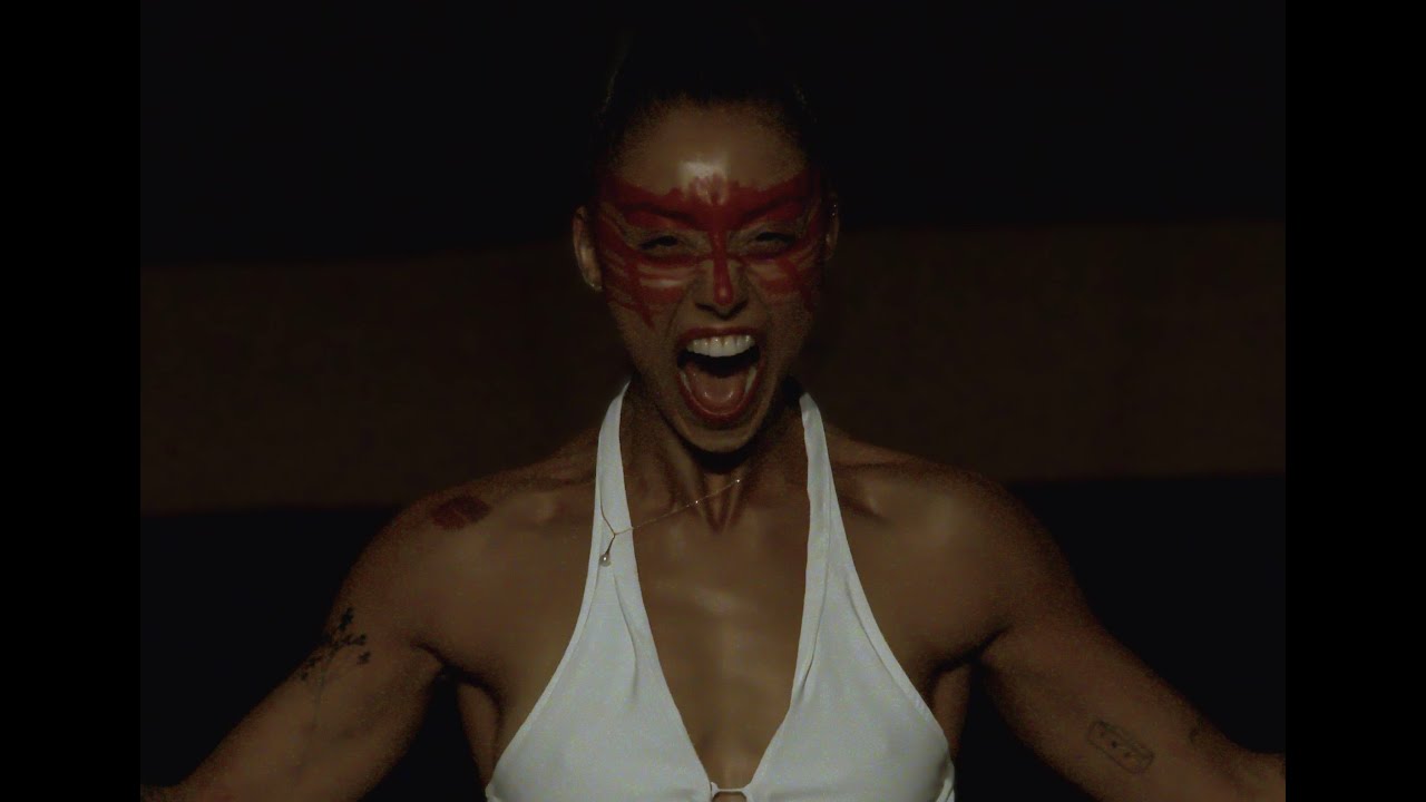 LEA KRAL |  suspension capillaire
