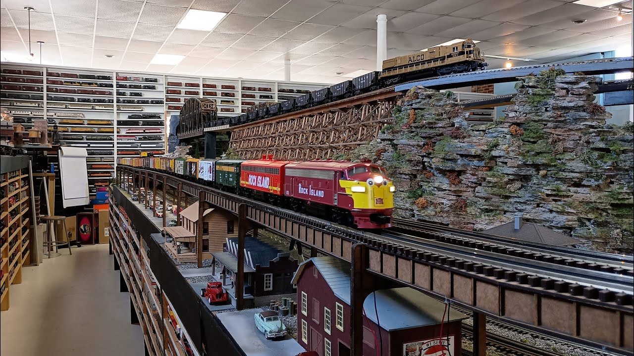 Model Railroads at Mr. Muffin's Trains at Atlanta Indiana