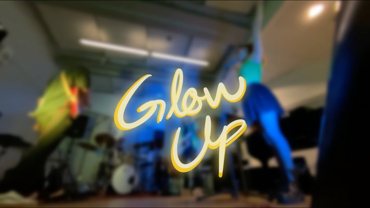 Bileb&auml;ndi Glow Up &ndash; POTPURI!