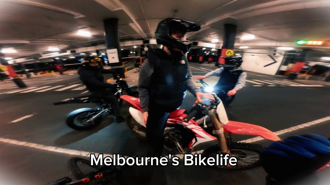 We took our 450's on the FREEWAY TUNNEL (Melbourne's underground bikelife)