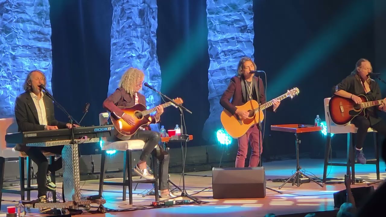 Foreigner Cold as ice-unplugged-Tilles center Cw Post Glen head Long Island NY