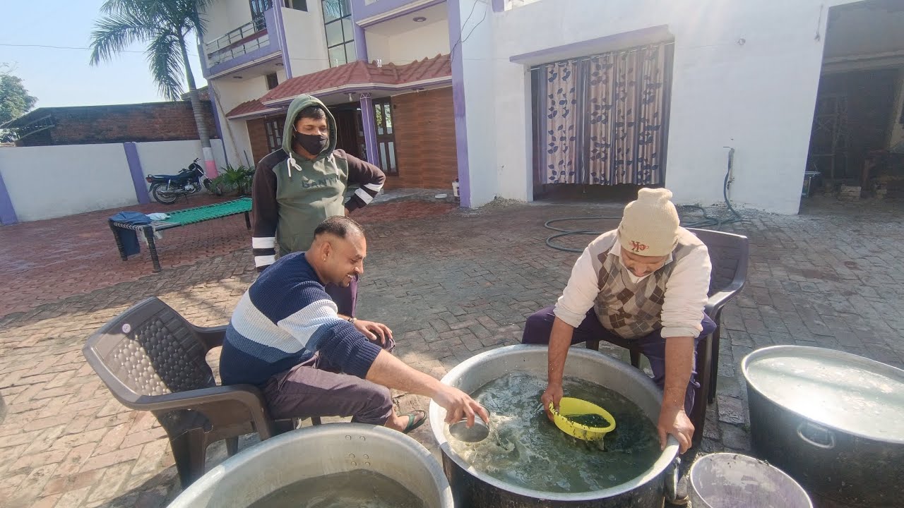 My brother's making bhojan for hole village 