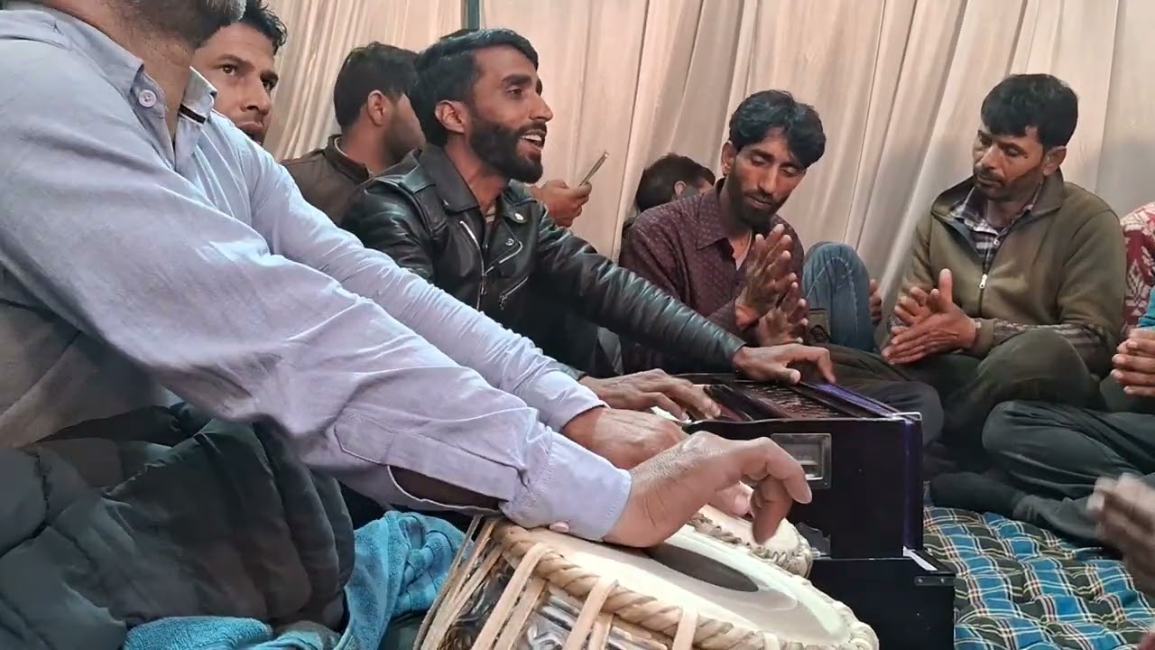   Singar Parwaz chatro.ab Rashid butt doll  kishmire old songs 