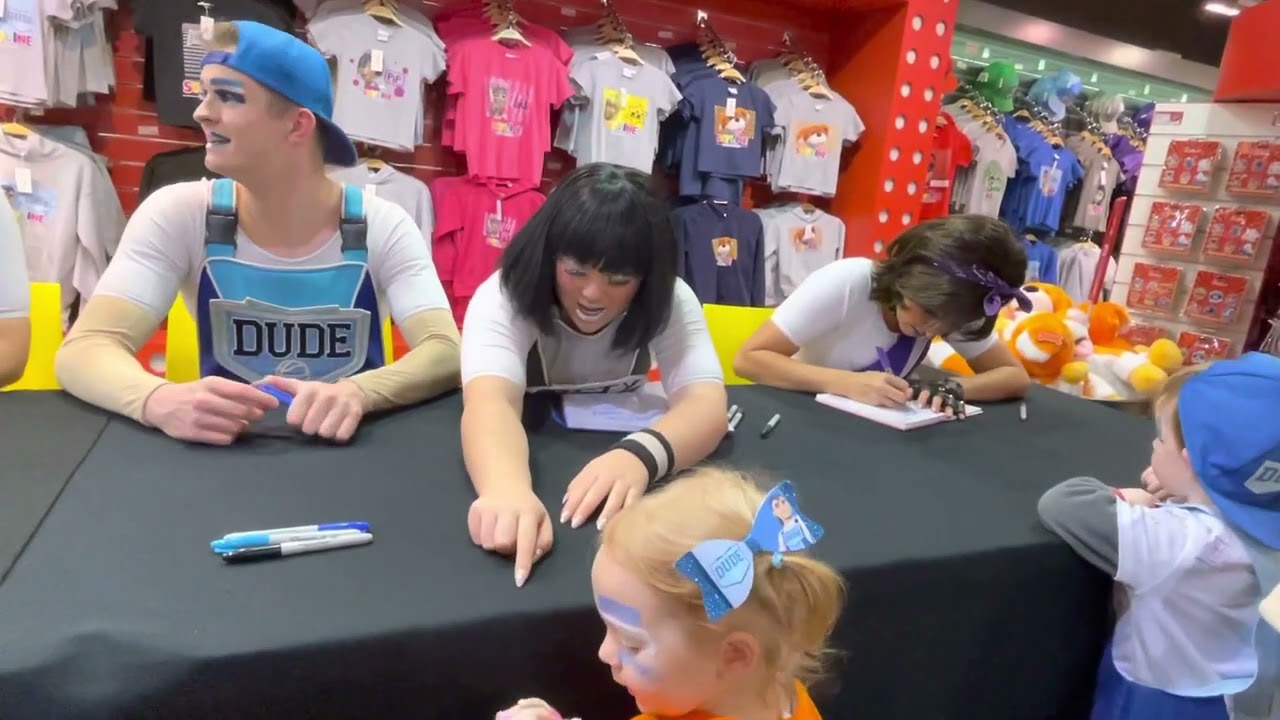 Skyline gang Bognor Regis shop signing