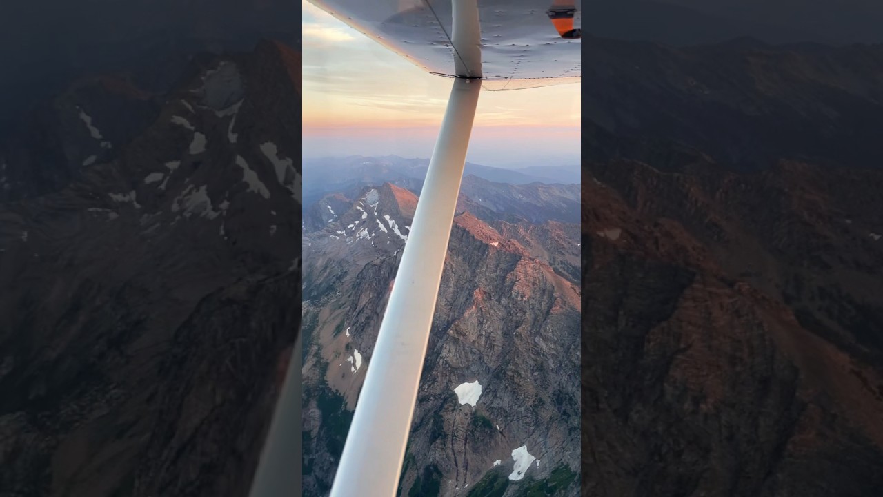 Over the mountains and through the smoke #flying #aviation #rocky #mountains