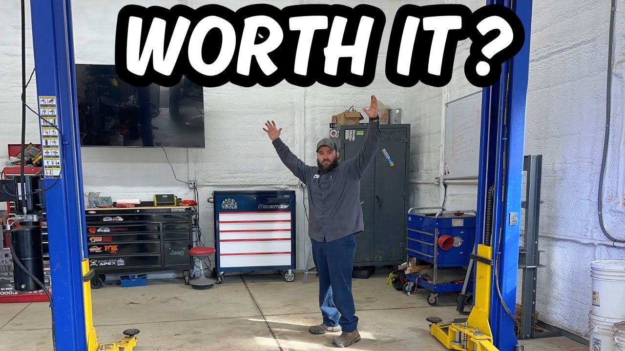 Is Becoming a Mechanic Worth it ? What You Need to Know !