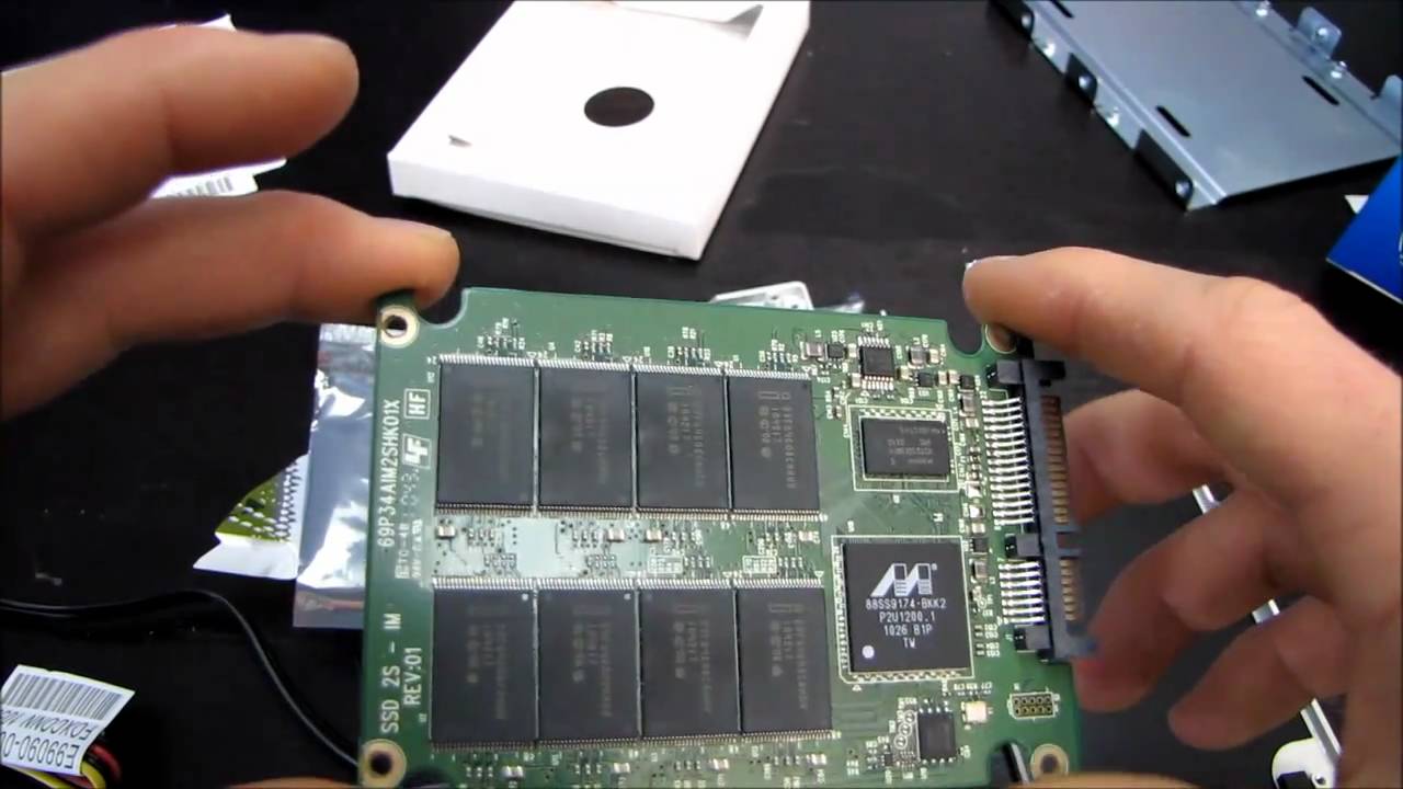 Intel 510 Series 120GB Elm Crest SSD Unboxing & First Look Linus Tech Tips