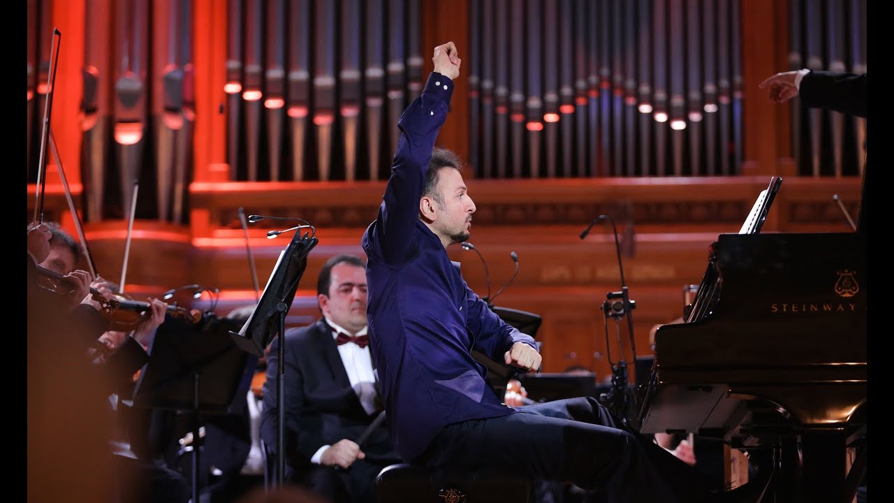 SHAKHIDI - Rhapsody for piano and orchestra. Vartanian (piano)