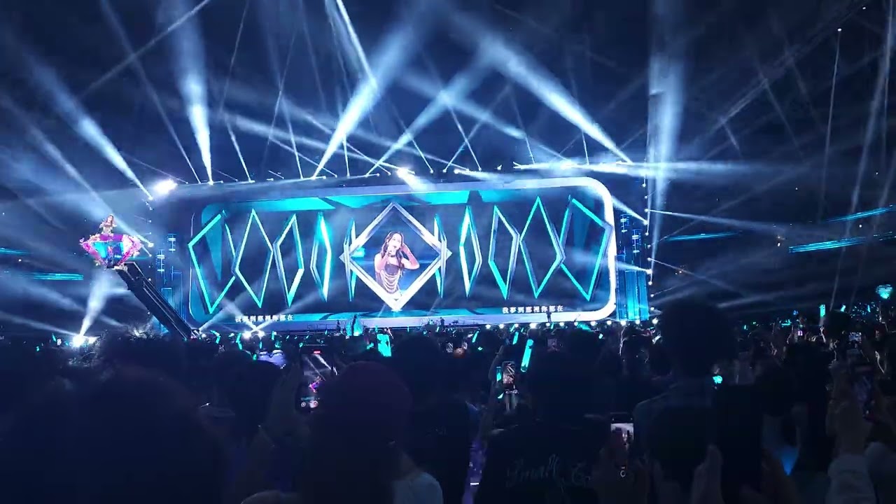 G.E.M.鄧紫棋 I AM GLORIA 世界巡迴演唱會香港站 | 250816 | 串燒Medley 