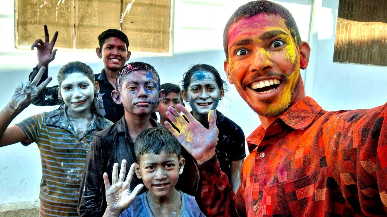 Nali Ke Pani Se 🤮 Holi Pure Mohalle Mein Hungama...?