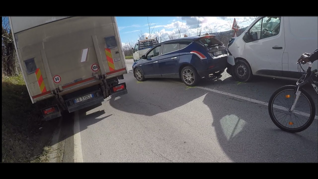 Boosterino Vlog DJ Fuso 10 02 2026 parte1 oggi un sacco di traffico e un incidente