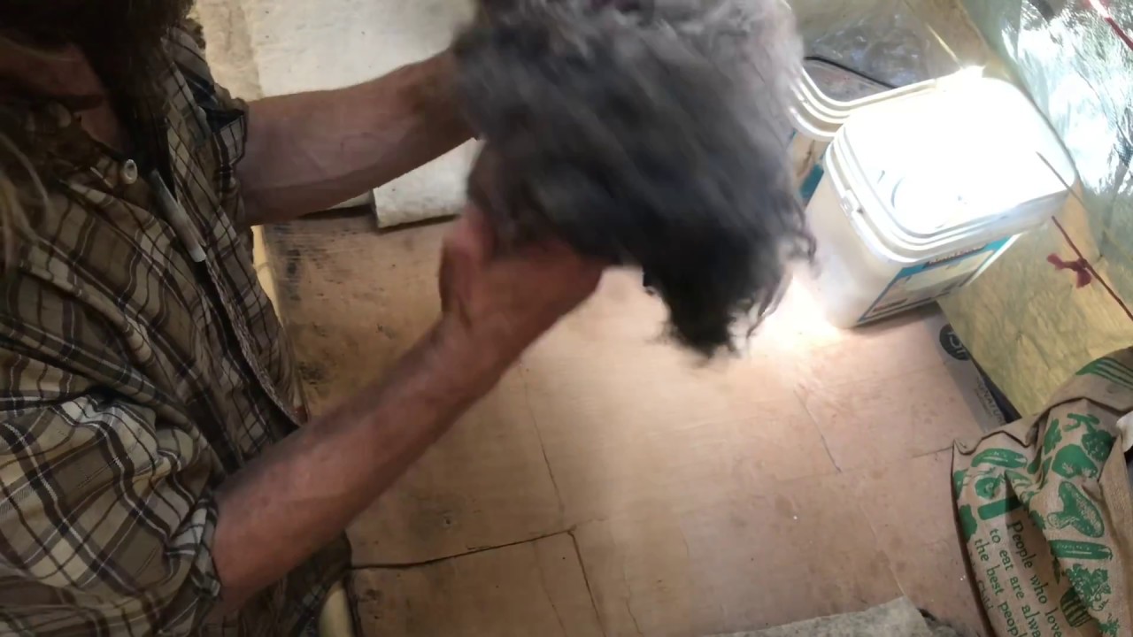 DIY Finger Carding Wool