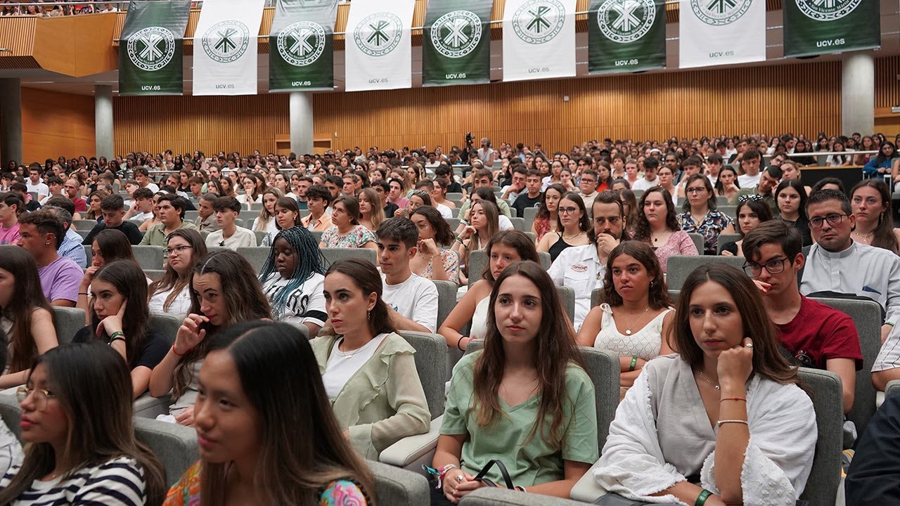 Acto bienvenida UCV 2023