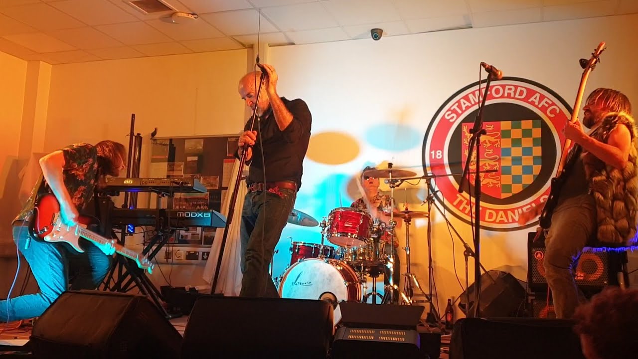 THE PRODS  - In Off The Wire (Live in Stamford 13-11-22)