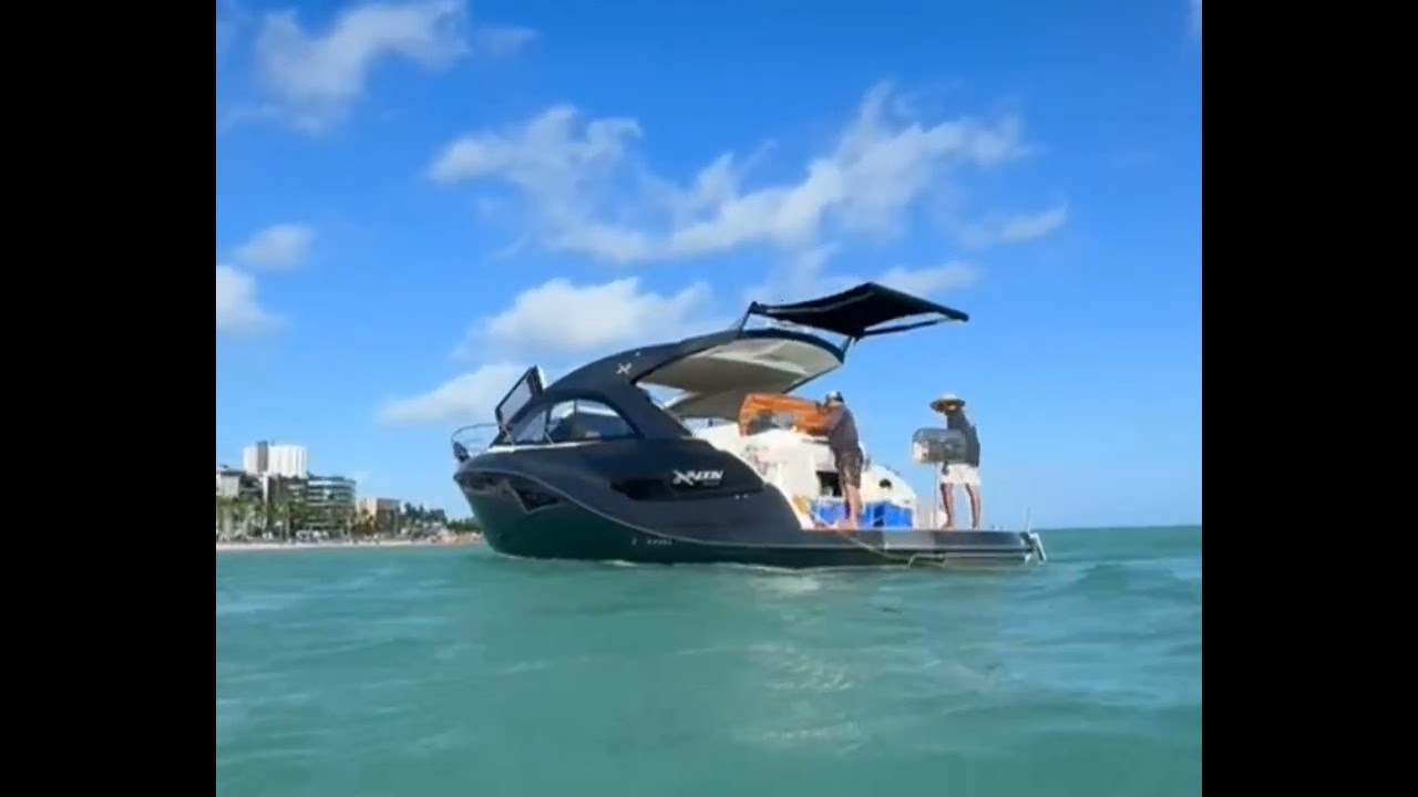 Passeio de lancha privativo em Maceió 