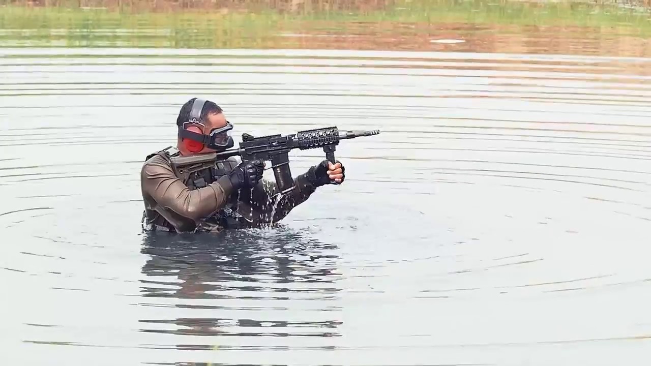 FightLite MCR (Mission Configurable Rifle)