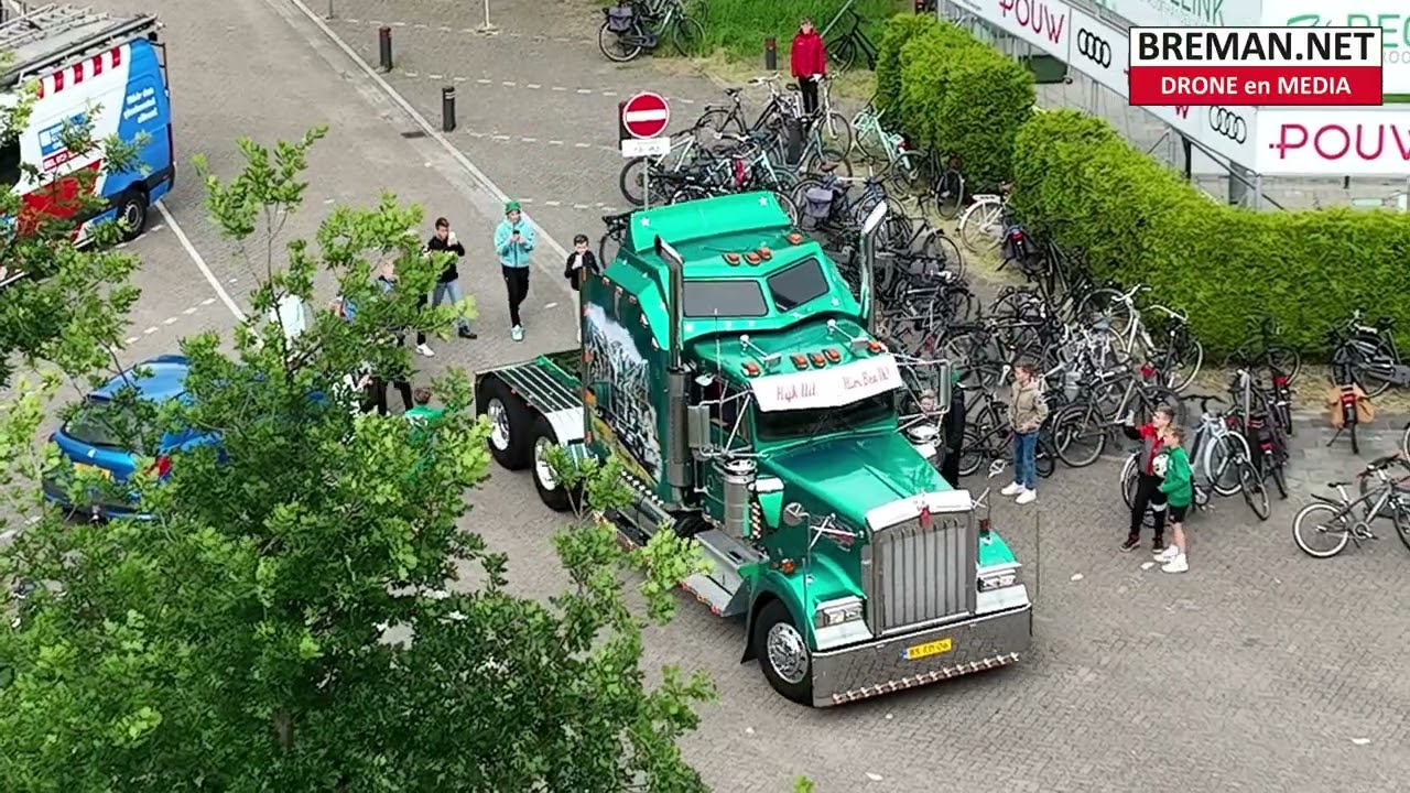 08-06-2024 Aankomst Henk Wijngaard bij Weteringtoernooi Genemuiden