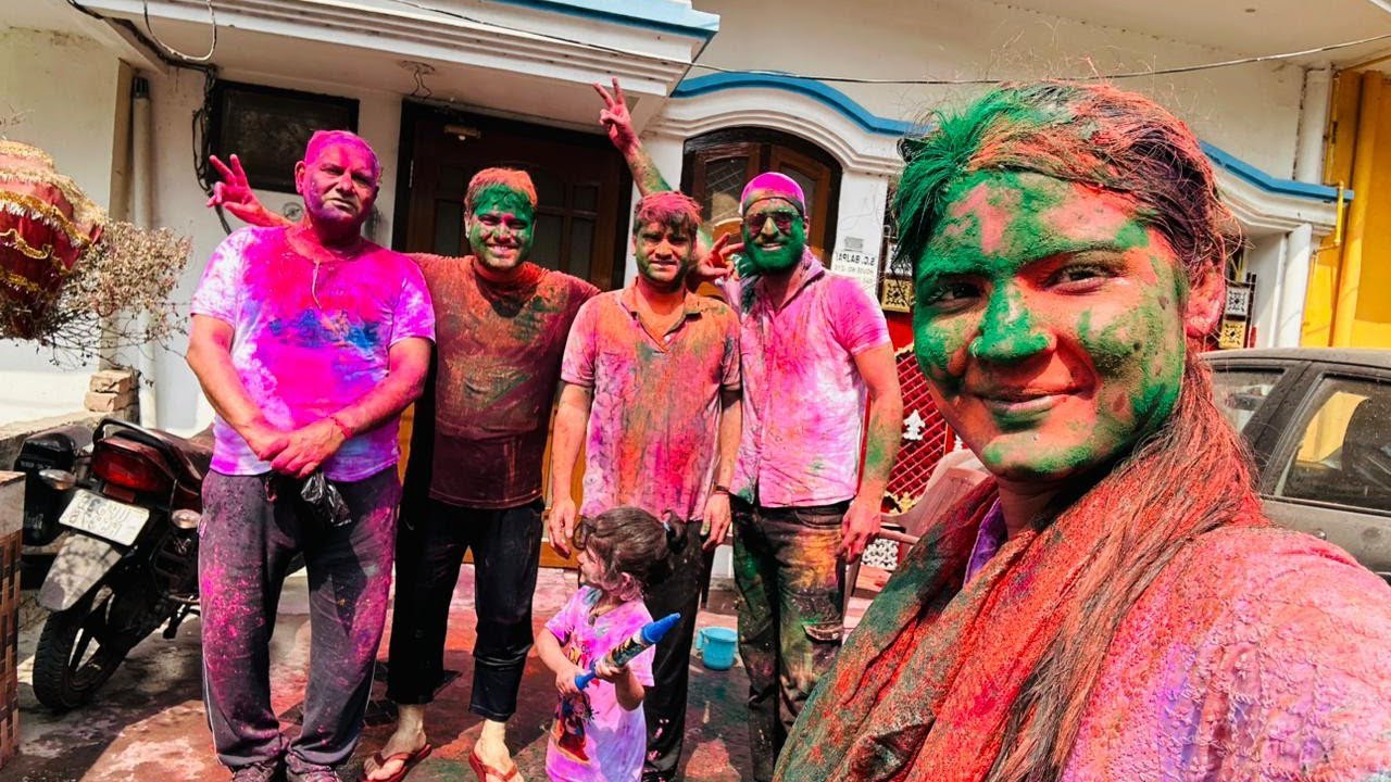 आज holi पर chhotu vishal और shivam ने मिलकर Akanksha को खूब परेशान किया #vlog #akankshaminiverse