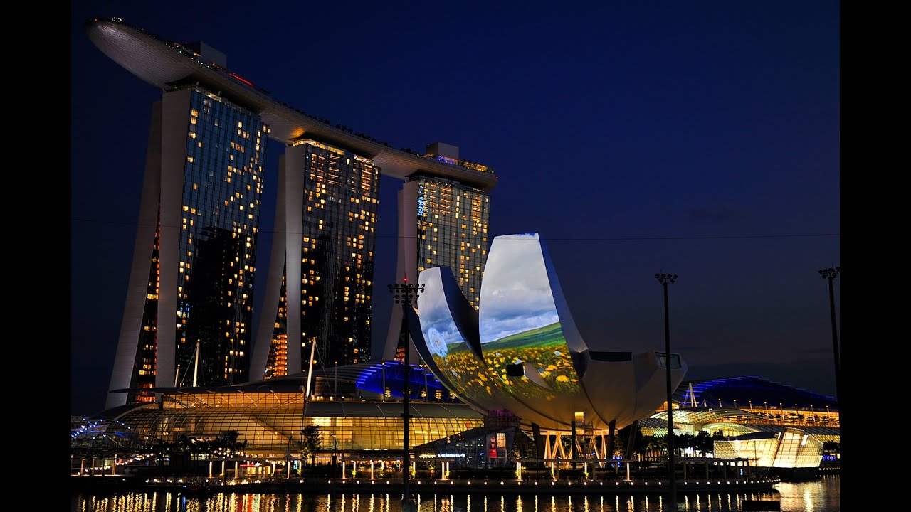 ArtScience Museum - Marina Bay Sands Future World: Where Art Meets Science