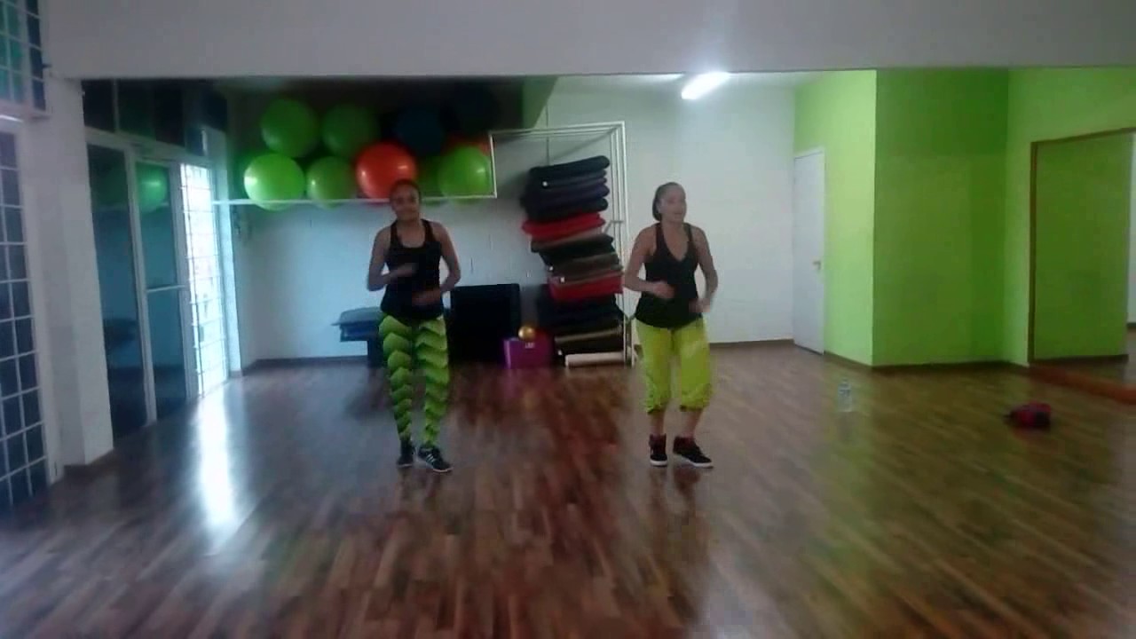 Cumbia 40 Grados ~ Tropicalisimo Apache