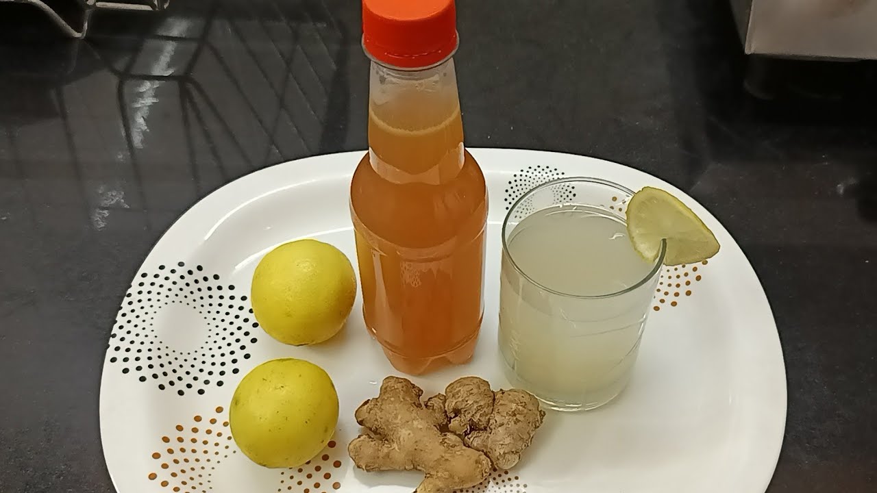 लेमन जिंजर स्क्वॅष. लेमन जिंजर सरबत प्या आणि दहा मिनिटात रिलॅक्स व्हा./ Lemon Ginger squash