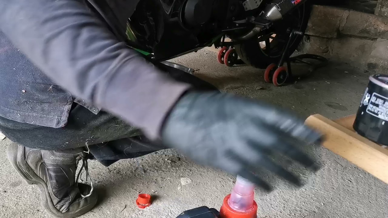 Cambio aceite moto kawasaki z750